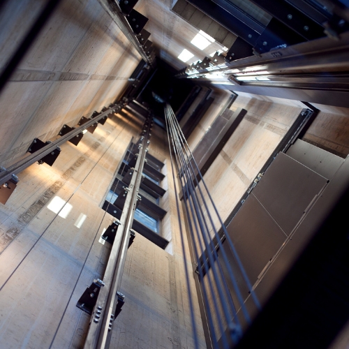 Installazione e manutenzione ascensori a Napoli